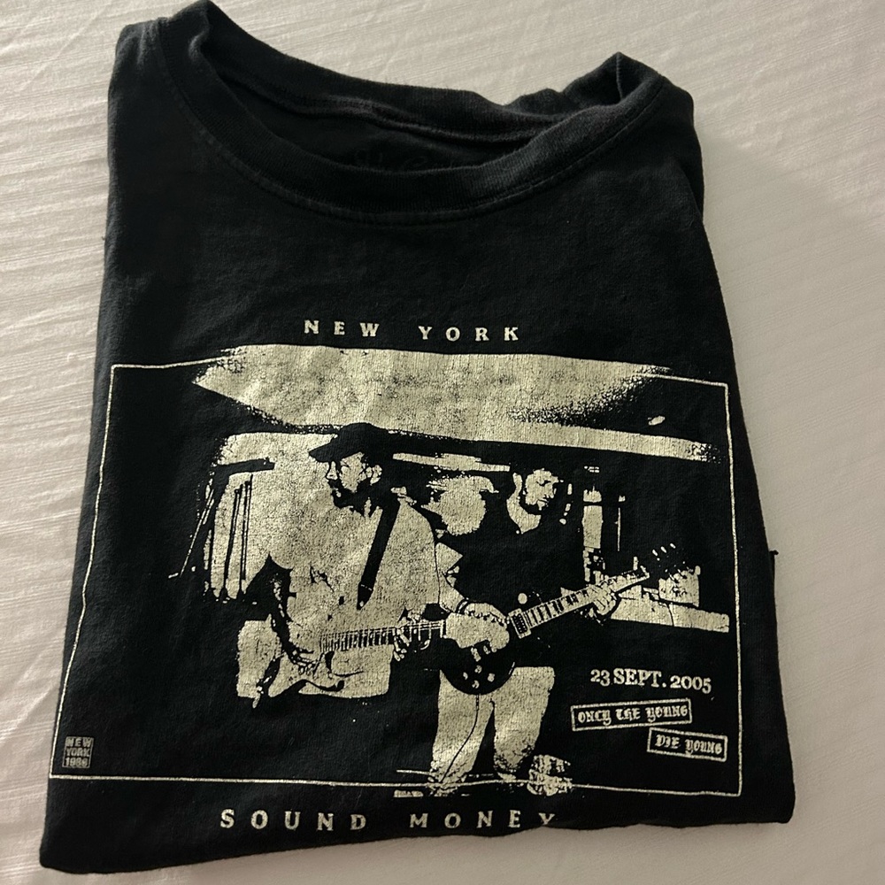 brandy melville cropped tee